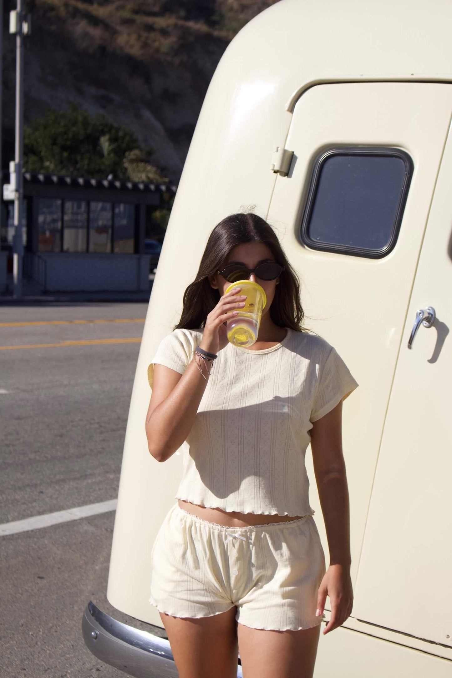 Butter yellow set